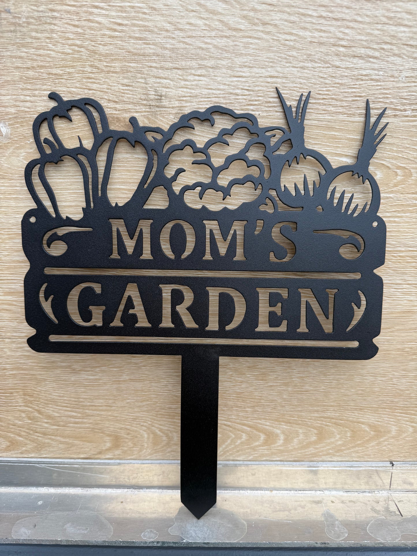 Mom's Garden sign